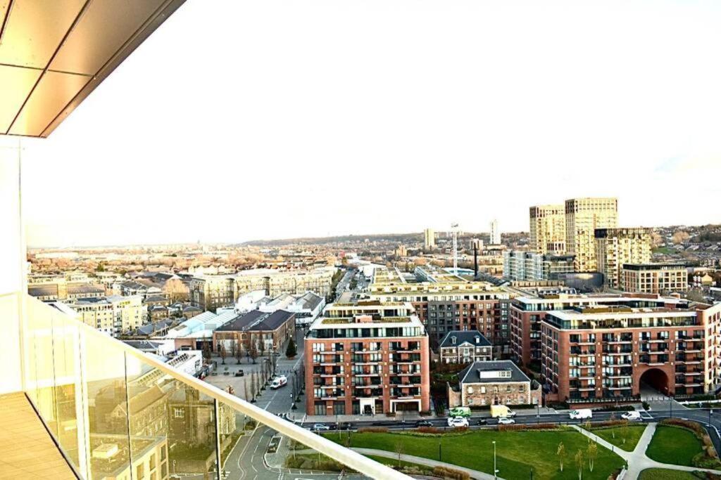 Luxury River Side Penthouse London Eksteriør billede