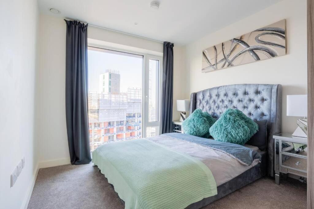 Luxury River Side Penthouse London Eksteriør billede